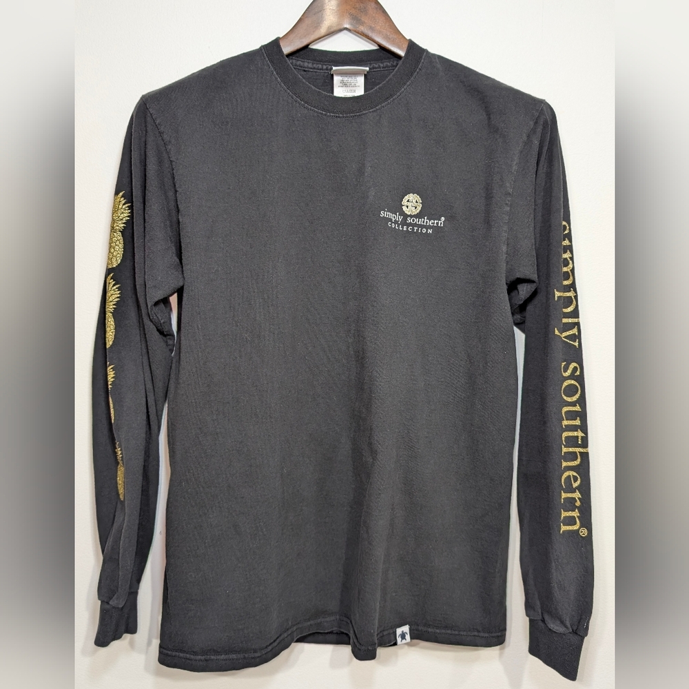 Simply Southern Women's M Black Long Sleeve Tee Gold Letters Pineapple Design